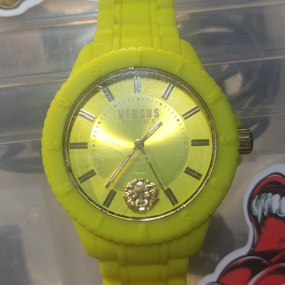 Versace versus watch